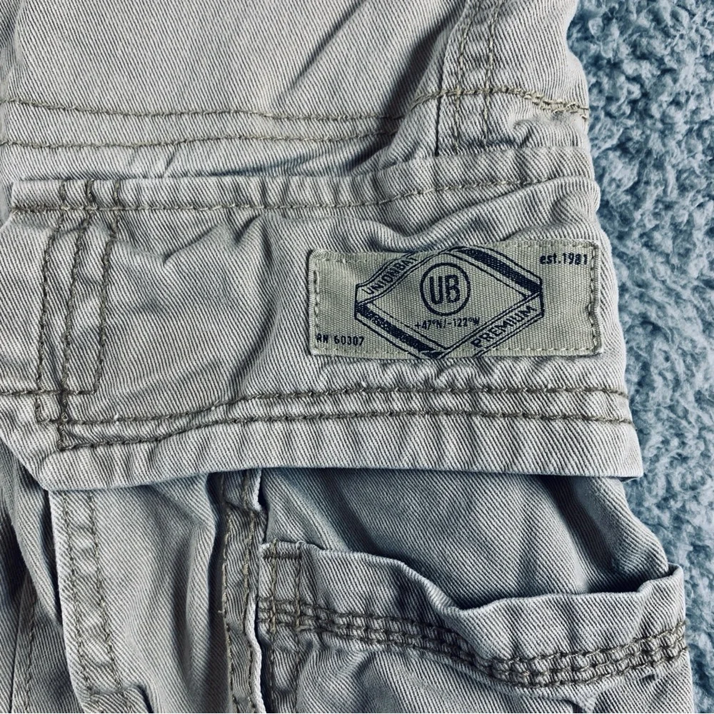 Unionbay Cargo Shorts Men's 8 Pockets‎ 100% Cotton Khaki Size 38 Inseam 10.5